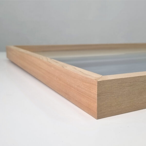 Enmarcado en Mañío natural en moldura 2x4 cm con vidrio simple, sin paspartú para foto pedido 13353